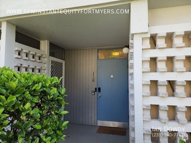 Building Photo - 330 Tudor Dr Rental