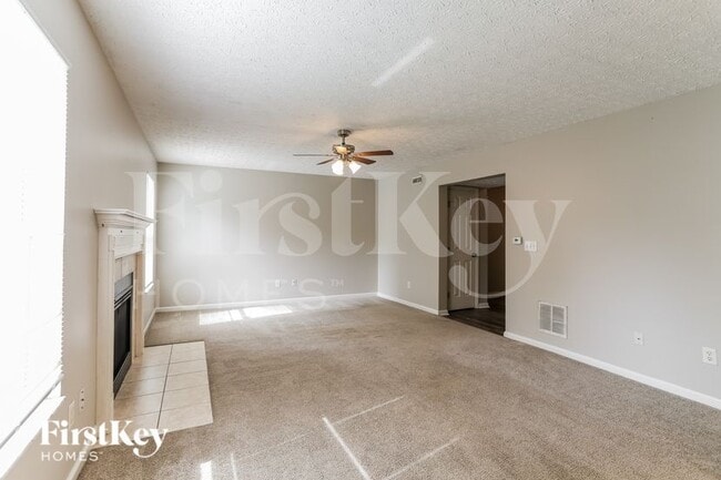 2015 Prominence Dr