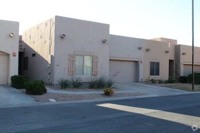 Building Photo - 440 S Val Vista Dr. Unit #59 Rental