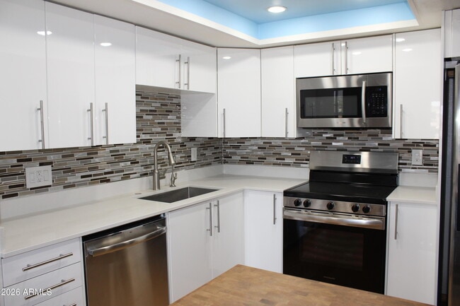 7950 E Camelback Rd Unit 710