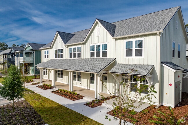 15081 Cypress Cay Blvd Lutz, FL - The Cottages at Cypress Cay