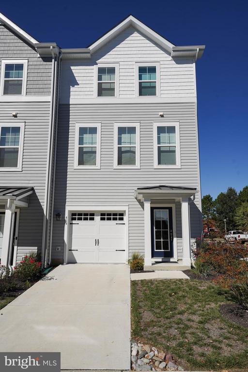 Photo - 414 Waterfield Ct Townhome