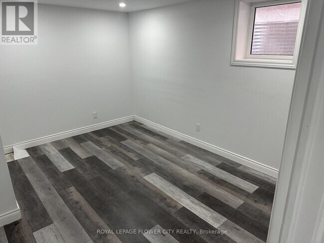 Photo - 47 Sparta Dr