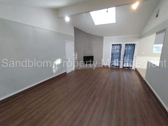 Photo - FOR LEASE | Mid-town Tulsa | Available Now!