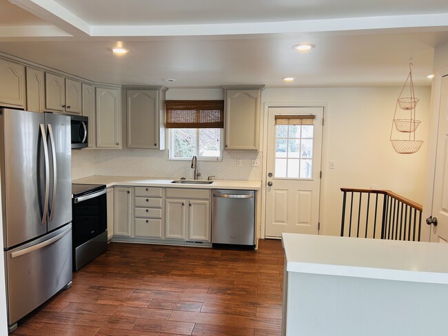 Kitchen - 3676 S Hillside Ln Condo