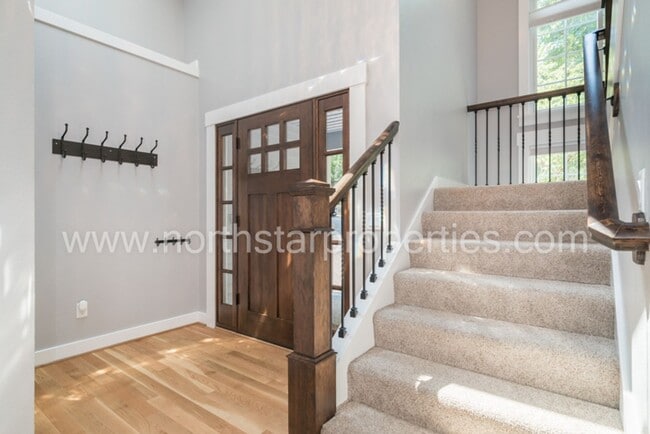 Photo - Newly Remodeled Lake Oswego Traditional