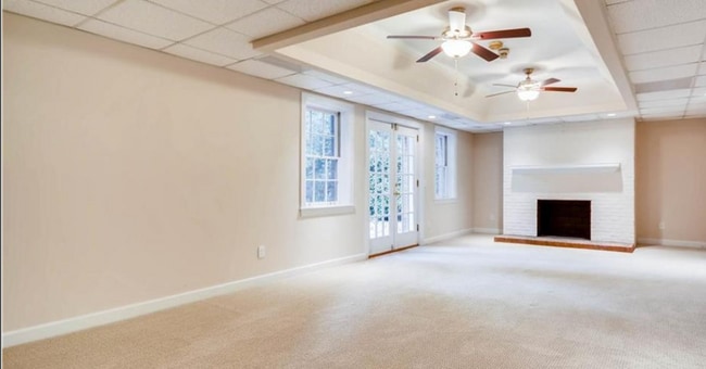 Building Photo - 1052 Castle Falls Dr NE Rental