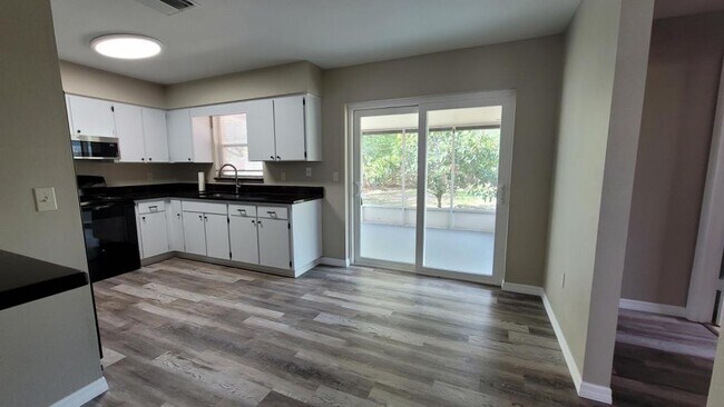 Photo - 6456 Toledo Rd