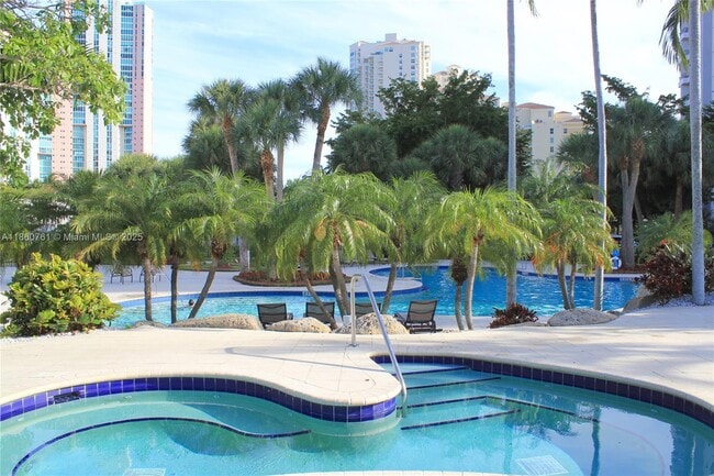 Photo - 3300 NE 191st St Unidad 1415 Rental