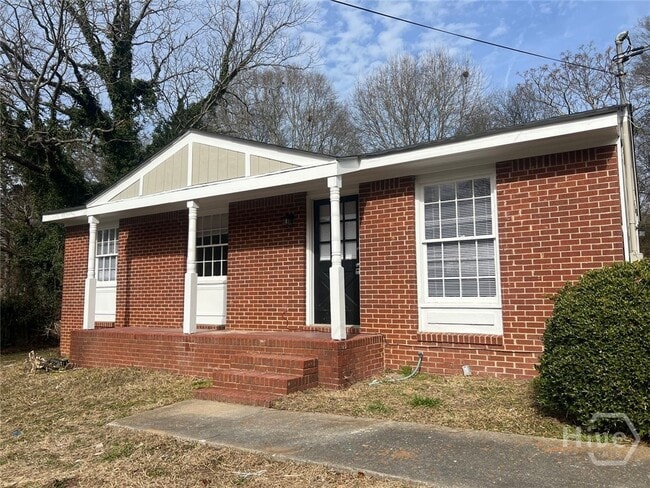 Photo - 1695 E Broad St