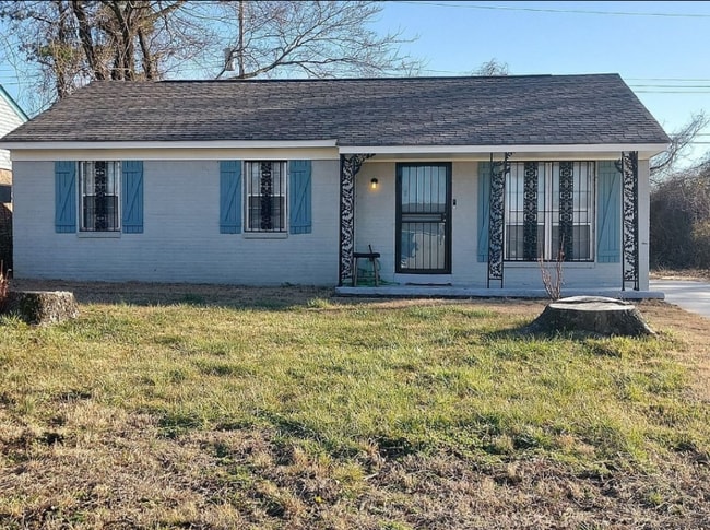 Photo - 797 Cavalier Dr