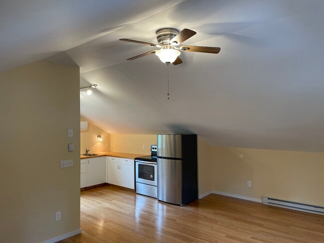 Photo - 8 Coleman Rd Unit Studio