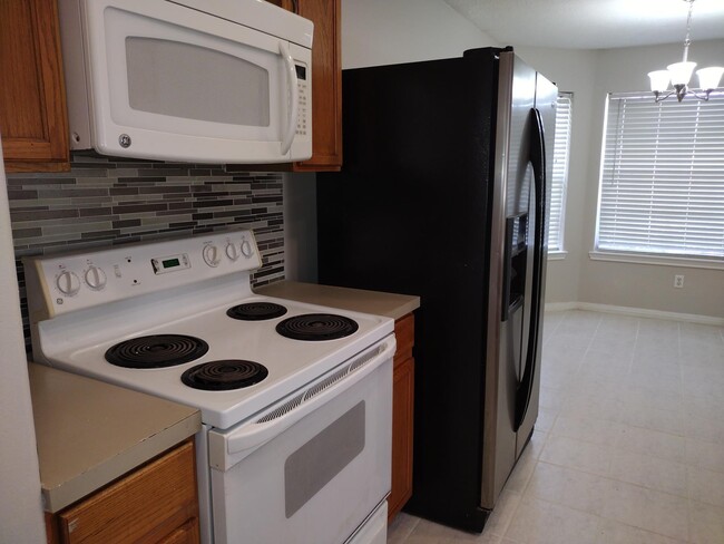 Photo - 16882 Blue Jay St