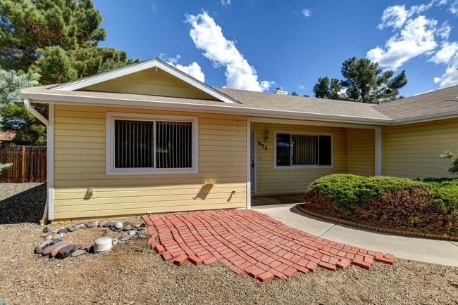 Photo - Nice three bedroom two bath home in PV!