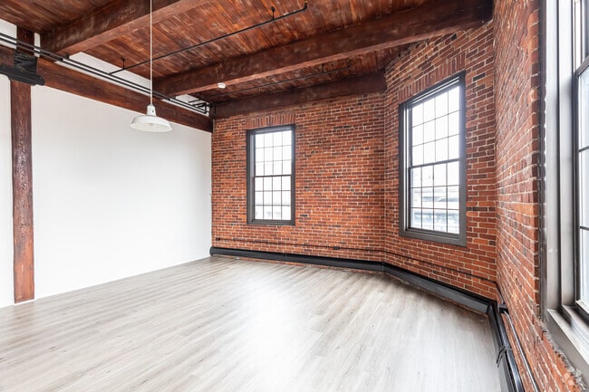 1BR, 1BA - Living Room