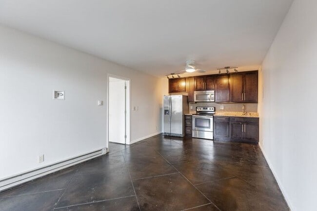 Prime Location 1 beroom-1 bathroom in Green Hills