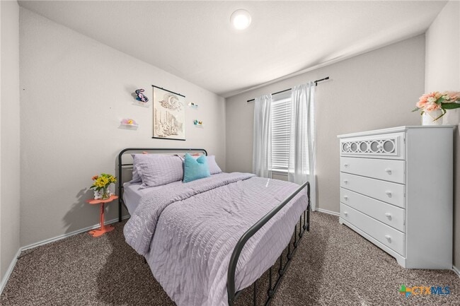 Building Photo - 5102 Karen Grn Dr