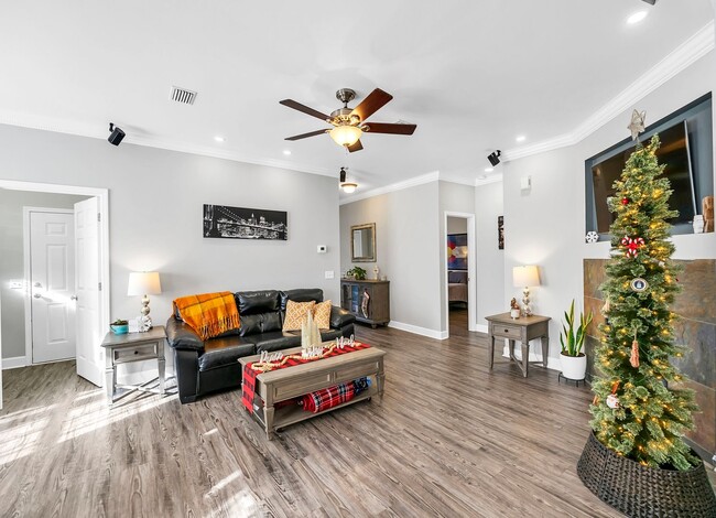 Photo - 2BR/2BA Destin Home Near Beaches, Shopping...