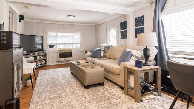 Photo - 11291 E Shore Dr