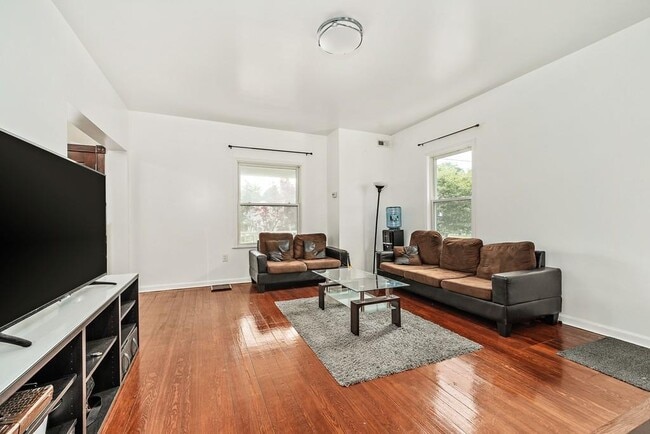 72 Standish Ave Unit 1