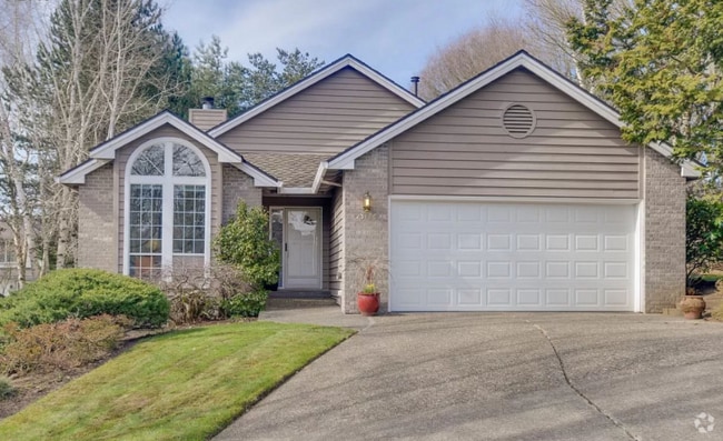 Building Photo - 13786 Regency Ct Rental