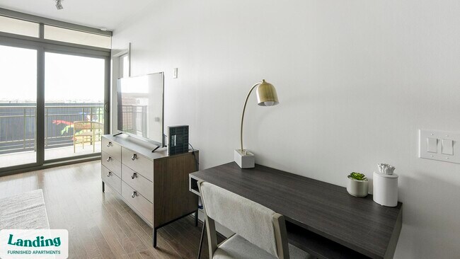 777 Preston St Unit 10E