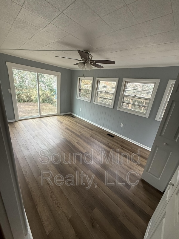 Photo - 515 Madison Ave