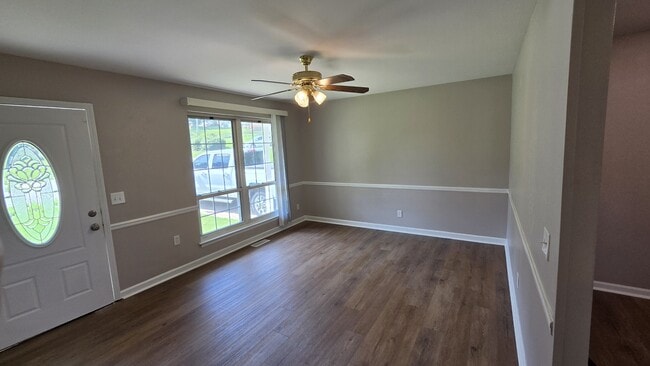 Photo - 5205 Auriesville Ln