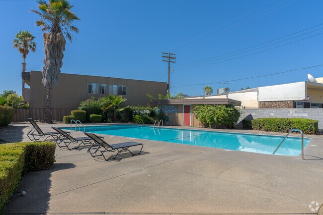 Acacia at Carmichael Apartments
