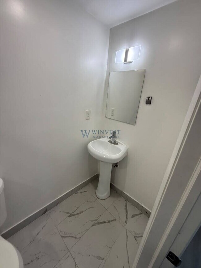 1825 McKinley St Unit 217