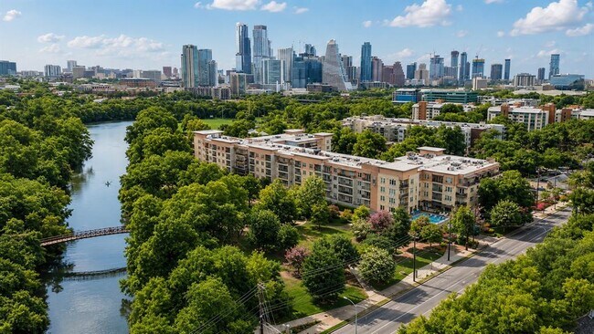 Building Photo - 1900 Barton Springs Rd Unit 5031