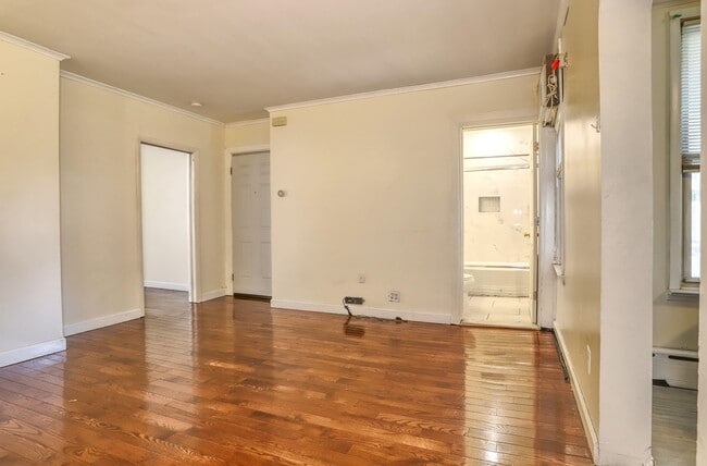 Photo - 911 17th St Unit 1