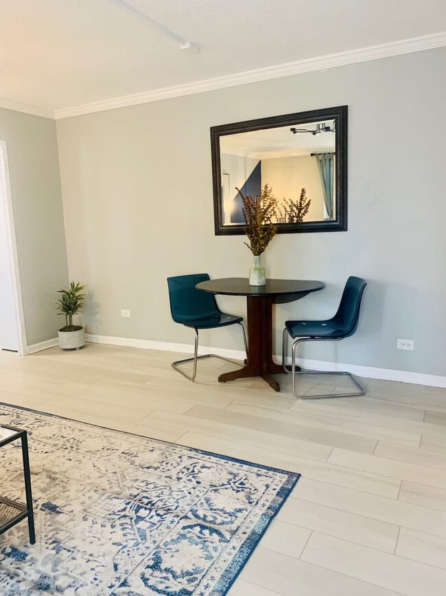 Photo - 300 W Peachtree St NW Unidad ID1299355P