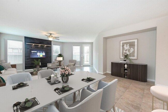 Photo - 1111 Swinford Ct