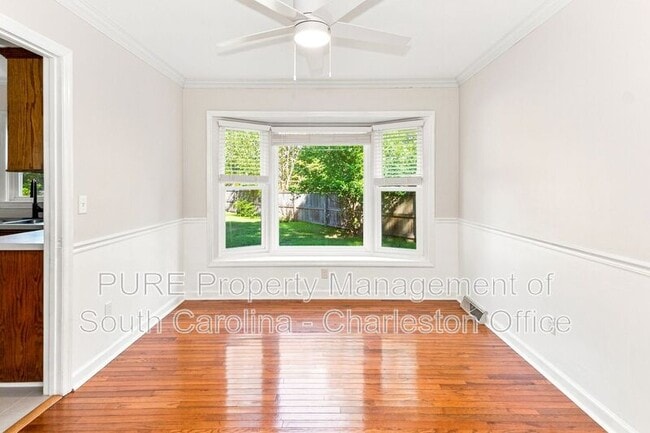 Photo - 154 Fox Chase Dr