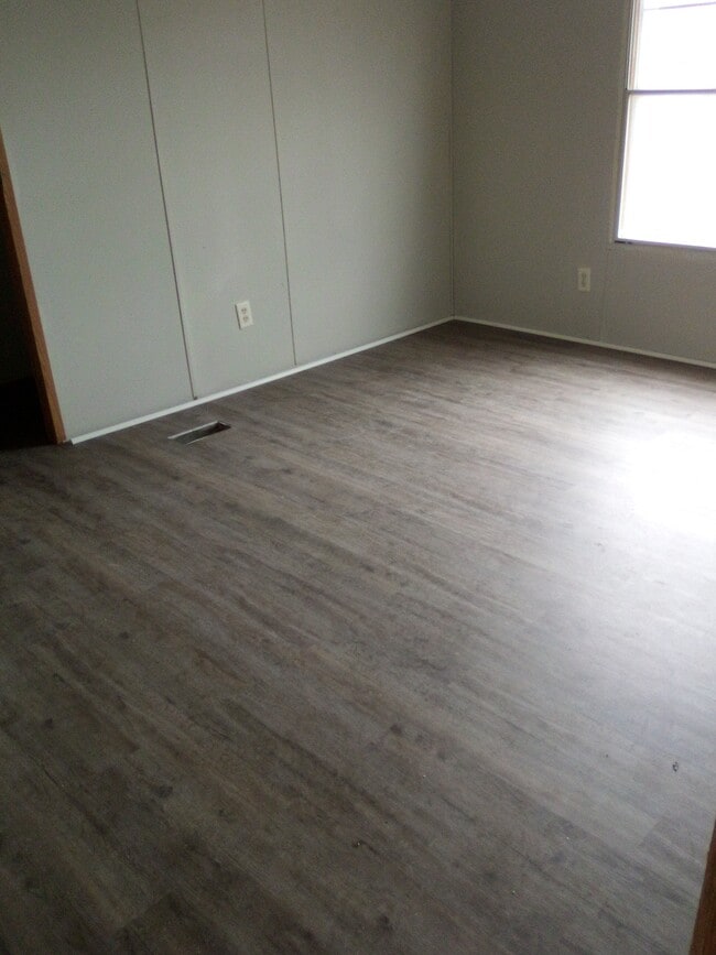 Photo - 3111 Riverside Dr