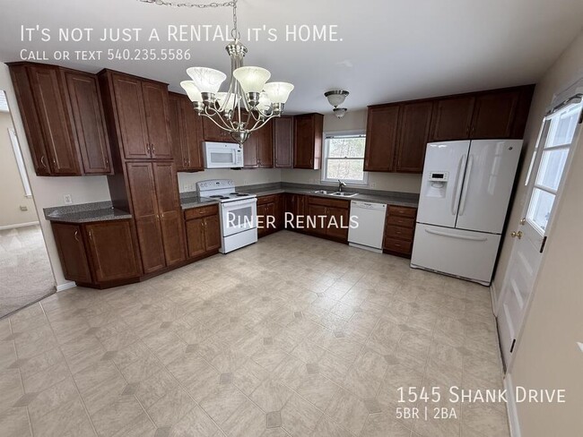 Photo - 1545 Shank Dr