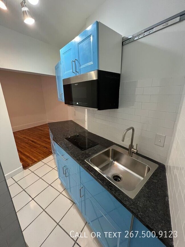 Photo - 236 S 45th St Unit 2R