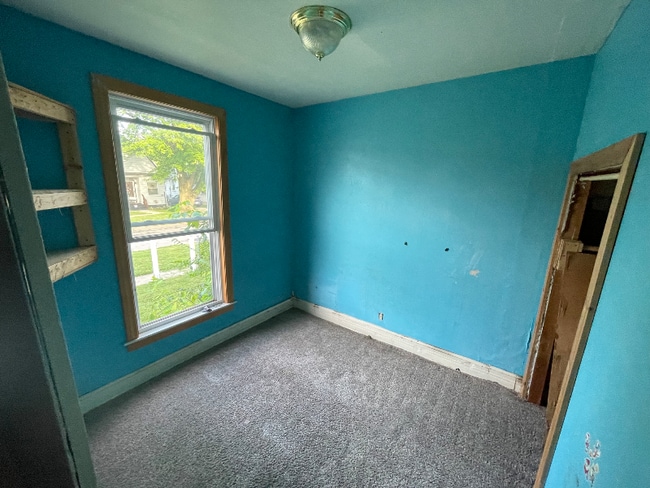 Photo - 916 Forsythe St