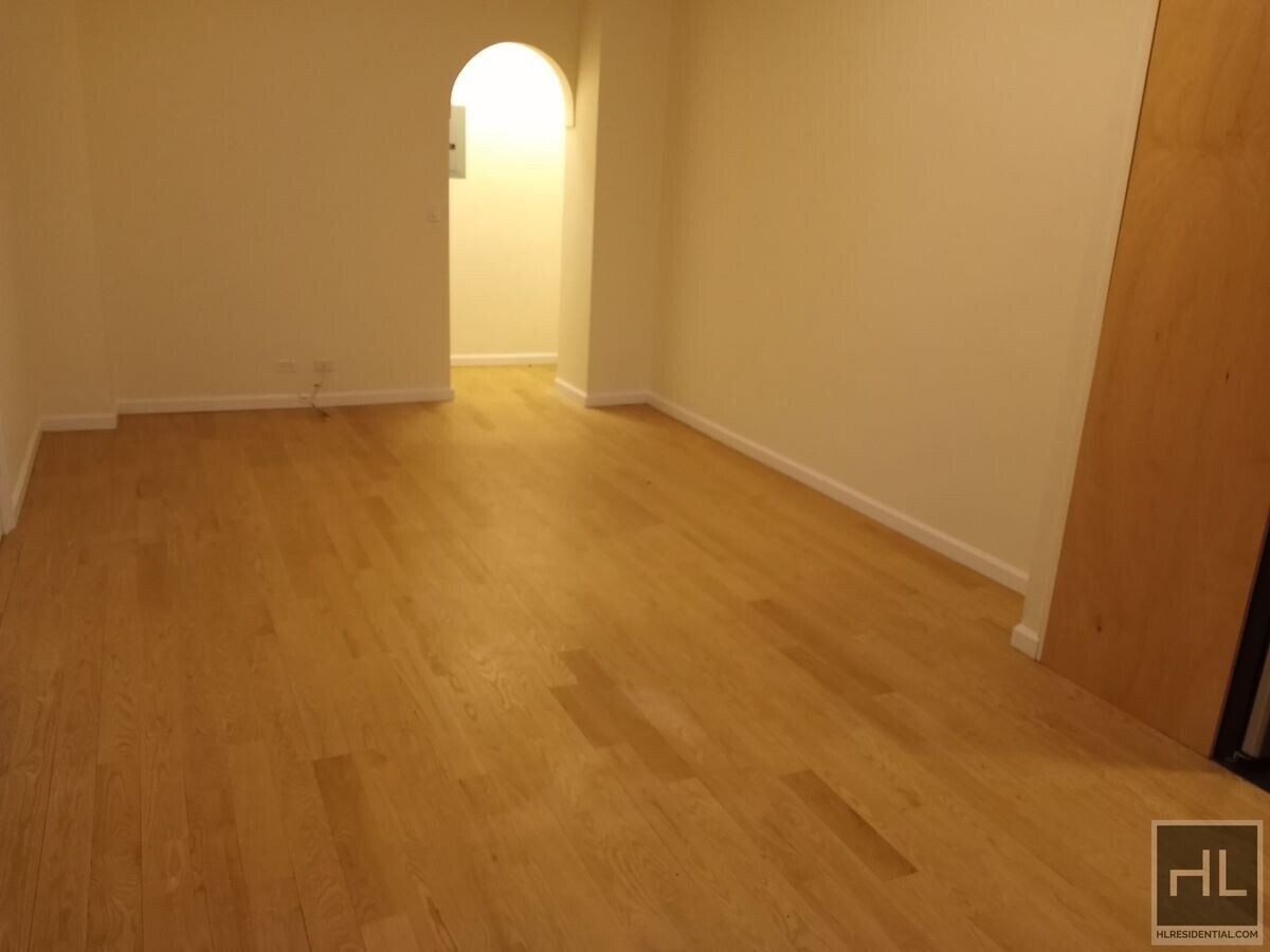 Photo - AMSTERDAM AVENUE Unit 15B