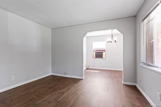 Photo - 1221 Belmont St