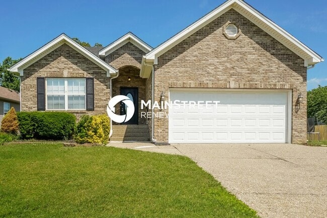Building Photo - 3 Bedroom Pet-Friendly Home in LOUISVILLE, KY with Main Street Renewal