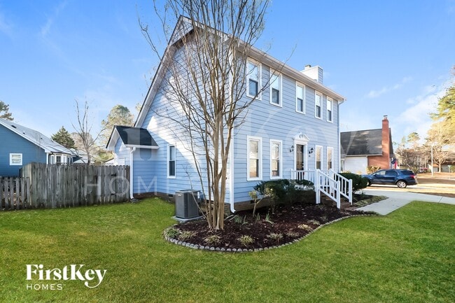 Photo - 104 Longneedle Ct