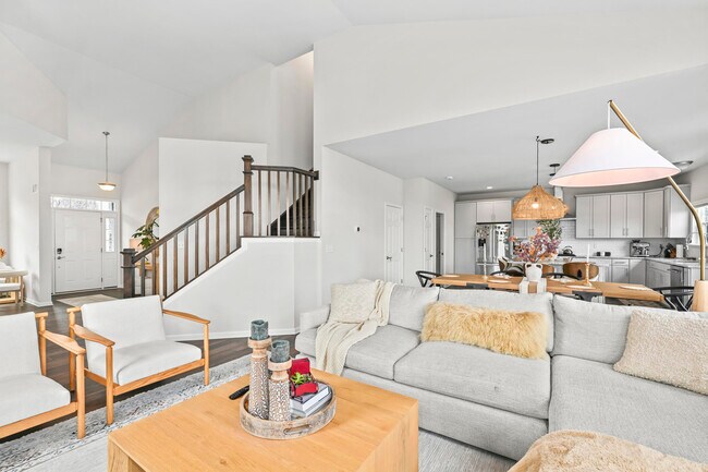 Photo - 1868 Forest View Ct