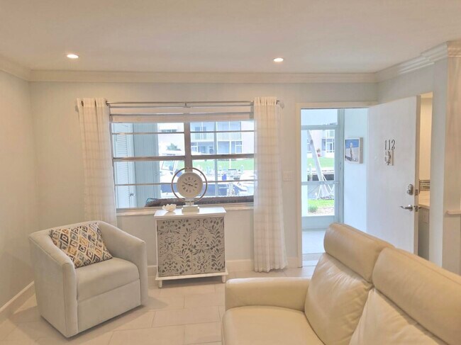 Photo - 110 Shore Ct Unit 112