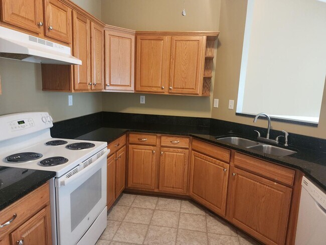 Photo - 131 Wexford Dr Unit 300-3