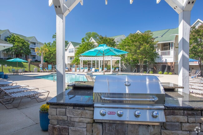 Acasa Willowbrook Apartments