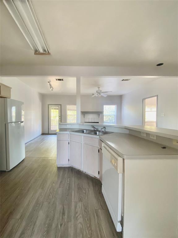 Photo - 903 Quartz Ct