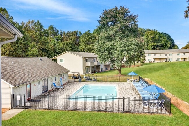Huntersville Apartment Homes