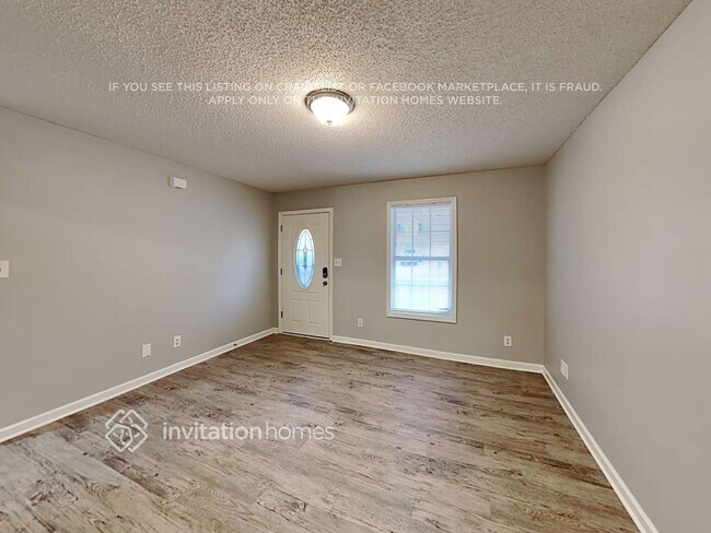 Photo - 1389 N Hampton Dr